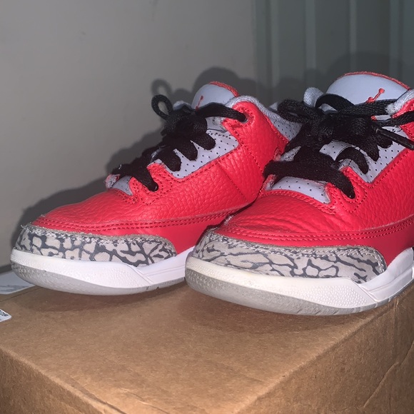 Air Jordan Retro 3 SE Fire Red - Picture 5 of 5